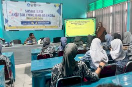 UPT SMAN 6 Lutim Gandeng Dinsos P3A Sosialisasi Anti Bullying dan Narkoba