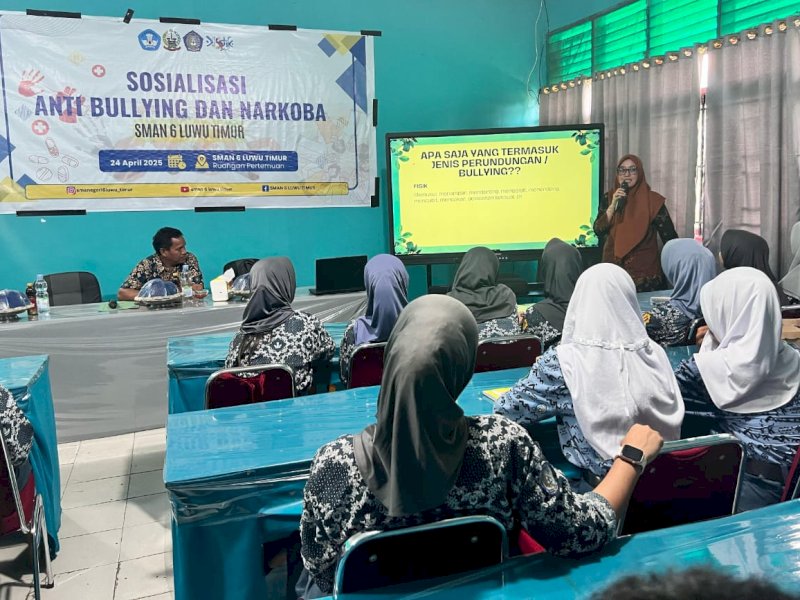 UPT SMAN 6 Kabupaten Luwu Timur (Lutim) kerjasama Dinsos P3A Lutim Sosialisasi Anti Bullying dan Narkoba di aula pertemuan sekolah, Kecamatan Angkona, Kamis (24/05/2025). @Jejakfakta/dok. Humas Pemkab Lutim