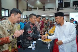 Wabup Luwu Hadiri Dedicated Team Meeting Forum Pinisi Sultan 2025