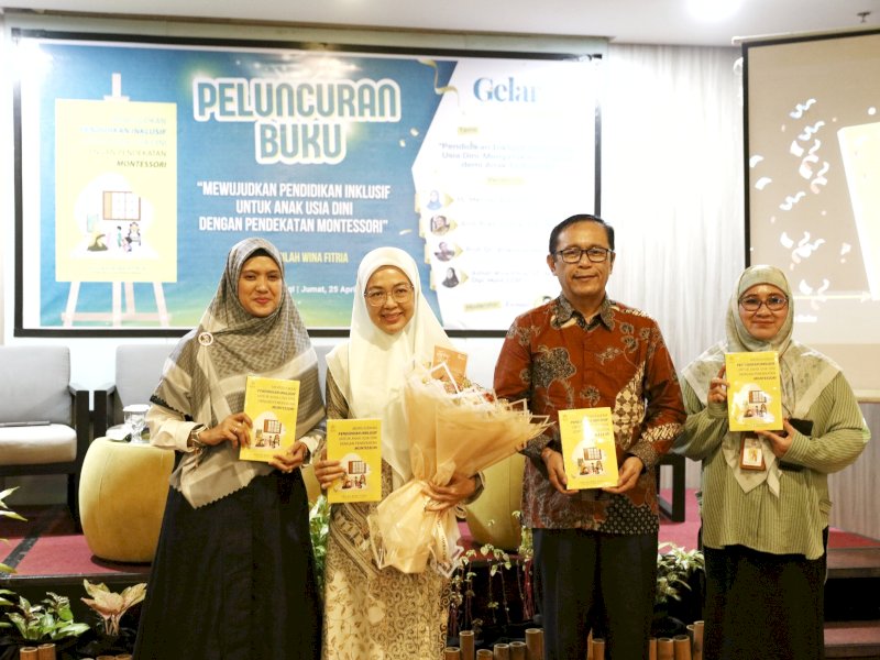 Bunda PAUD Kota Makassar, Melinda Aksa, menghadiri peluncuran buku Mewujudkan Pendidikan Inklusif untuk Anak Usia Dini dengan Pendekatan Montessori karya Adilah Wina Fitria. Kegiatan ini berlangsung di Hotel Ibis Style, Jumat, (25/4/2025).&nbsp;@Jejakfakta/dok. Humas Pemkot Makassar
