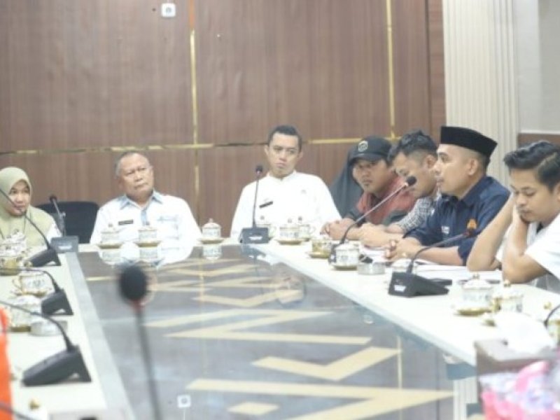 Rapat Dengar Pendapat (RDP) yang digelar Komisi A DPRD Kota Makassar pada Rabu (15/01/2025). @Jejakfakta/Istimewa