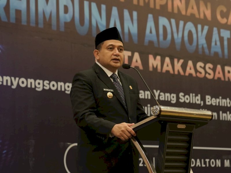 Wali Kota Makassar, Munafri Arifuddin, saat memberikan sambutan pada Musyawarah Dewan Pimpinan Cabang PERADI Kota Makassar, di Hotel Dalton, Senin (28/4/2025). @Jejakfakta/dok. Humas Pemkot Makassar