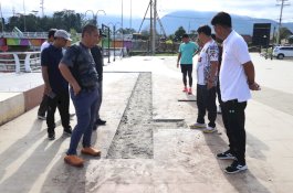 Awali Minggu Pagi, Bupati Irwan Olahraga Sambil Tinjau Fasilitas Umum Jelang HUT ke-22