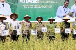 Panen Raya Padi di Wanasari, Bupati Irwan: Bukti Kolaborasi untuk Ketahanan Pangan