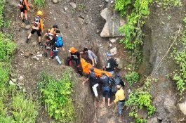 Korban Terseret Arus Ditemukan di Kedalaman 9 Meter Air Terjun Takapala
