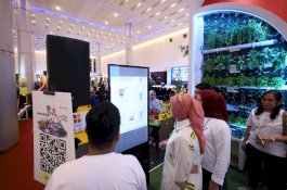 Both Pemkot Makassar Tarik Minat Pengunjung City Expo APEKSI Surabaya