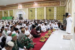 Dzikir dan Tabligh Akbar Hangatkan Peringatan HUT ke-22 Luwu Timur di Tengah Hujan