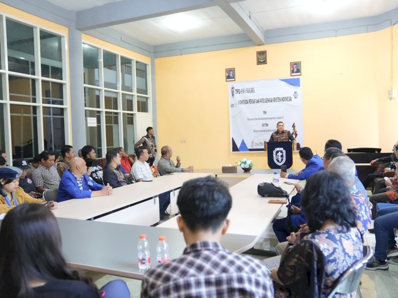 Wali Kota Makassar, Munafri Arifuddin, menghadiri Konferda DPD Persatuan Inteligensia Kristen Indonesia (PIKI) Provinsi Sulawesi Selatan, di Gedung PGIW Sulselbara, Jalan Prof. Abdurrahman Basalamah, Makassar, Senin (12/5/2025). @Jejakfakta/dok. Humas Pemkot Makassar. 