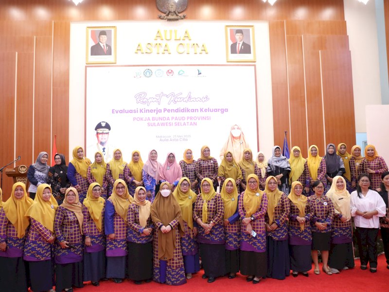  Kelompok Kerja (Pokja) Bunda PAUD dari seluruh kabupaten/kota di Sulawesi Selatan menggelar Rapat Koordinasi Evaluasi Kinerja Pendidikan Keluarga, Minggu (25/5/2025), di Aula Asta Cipta, Rumah Jabatan Gubernur Sulsel. @Jejakfakta/dok. Humas Pemkot Makassar