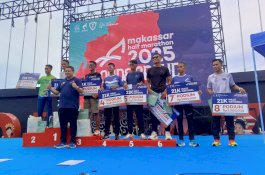 Rikki Martin Simbolon dan Dwi Tansi Anggraini Borong Emas di Makassar Half Marathon 2025