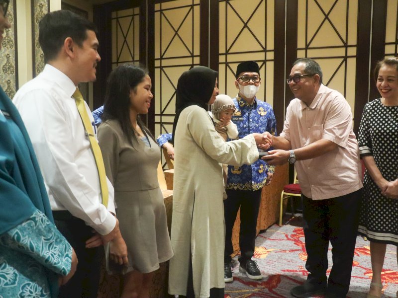 Bantuan makanan bergizi gratis bagi anak-anak stunting dan ibu hamil di Kecamatan Panakkukang, Makassar, resmi dimulai pada Senin (2/6/2025). @Jejakfakta/dok. Humas Pemkot Makassar