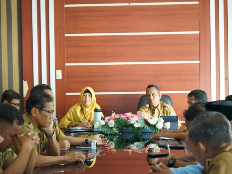 Pemkab Luwu Timur menggelar rapat koordinasi guna membahas peningkatan akses air minum dan sanitasi di Desa Balo-Balo, Kecamatan Wotu, Selasa (3/6/2025). @Jejakfakta/dok, Humas Pemkab Lutim
