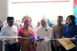 Kuliner Padang Hadir Lebih Dekat, Melinda Aksa Resmikan Cabang Baru Restoran Surya Manik