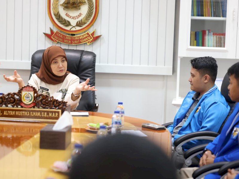 Wakil Wali Kota Makassar, Aliyah Mustika Ilham, menerima kunjungan silaturahmi dari Dewan Pengurus Daerah Komite Nasional Pemuda Indonesia (DPD KNPI) Kota Makassar, Jumat (20/6/2025). @Jejakfakta/dok. Humas Pemkot Makassar