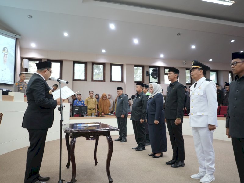 Wali Kota Makassar, Munafri Arifuddin, melantik 24 pejabat administrator di lingkup Pemkot Makassar, Senin (23/6/2025). @Jejakfakta/dok. Humas Pemkot Makassar