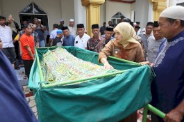Wakil Wali Kota Makassar Melayat ke Rumah Duka Tokoh Masyarakat Muhammad Arfah