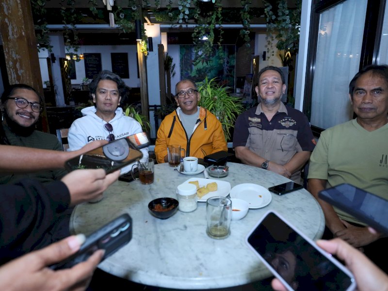 Konferensi pers Ketua PAPPRI Sulsel dan jajaran pengurus, di Villa WeekEnd Malino, Gowa, Jum'at (27/6/2025). @jejakfaktacom/Reza