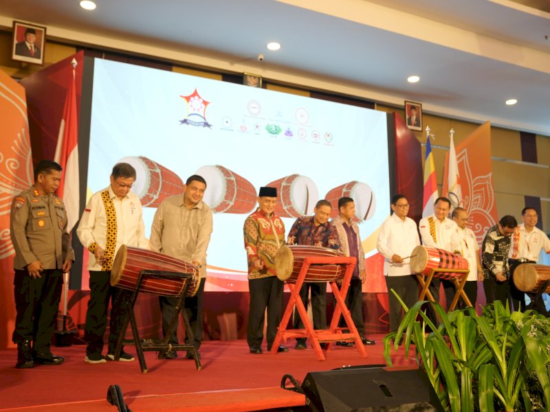 Wali Kota Makassar Munafri Arifuddin menghadiri Musyawarah Kerja Nasional (Mukernas) IV Persatuan Umat Buddha Indonesia (Permabudhi) yang digelar di Hotel Aston Makassar, Sabtu (28/6/2025). @Jejakfakta/dok. Humas Pemkot Makassar 