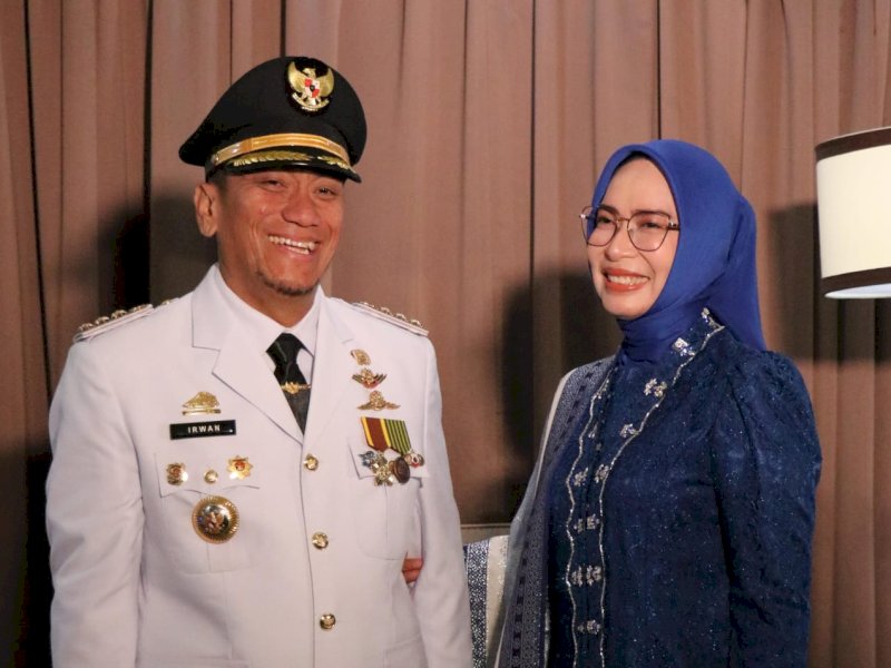 Bupati Luwu Timur, Irwan Bachri Syam, bersama Istri. @Jejakfakta/dok. Humas Pemkab Lutim