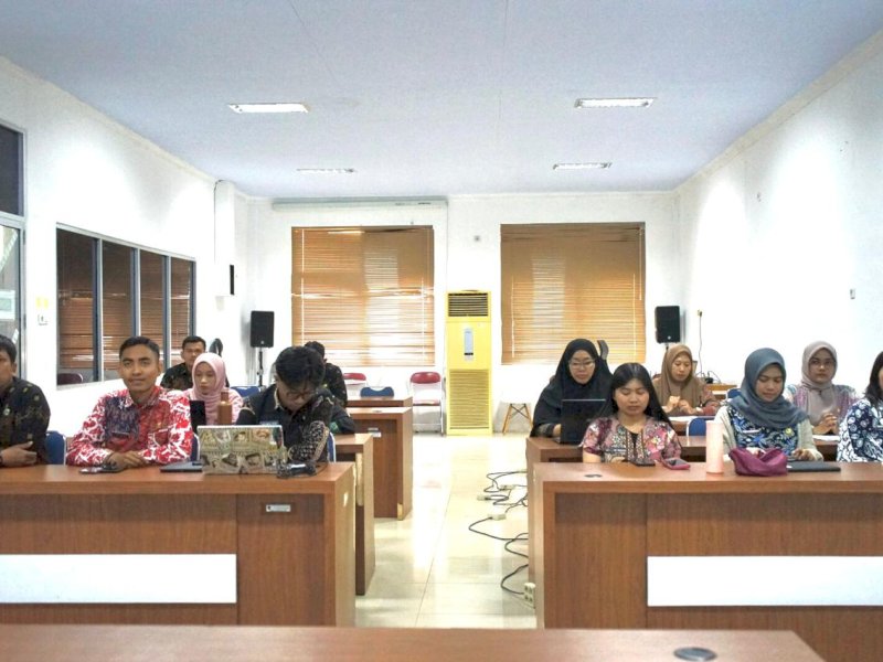 Dinas Kominfo-SP Kabupaten Luwu Timur melalui Bidang IKP-Humas mengikuti Bimtek Kehumasan Komdigi, Kamis (3/7/2025). @Jejakfakta/dok. Humas Pemkab Lutim