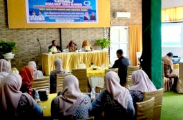 Istri Anggota DPRD Pangkep Dilatih Table Manner untuk Tingkatkan Kapasitas