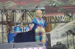 Cora' La'ba Warnai Panggung Fashion Week Beautiful Malino 2025