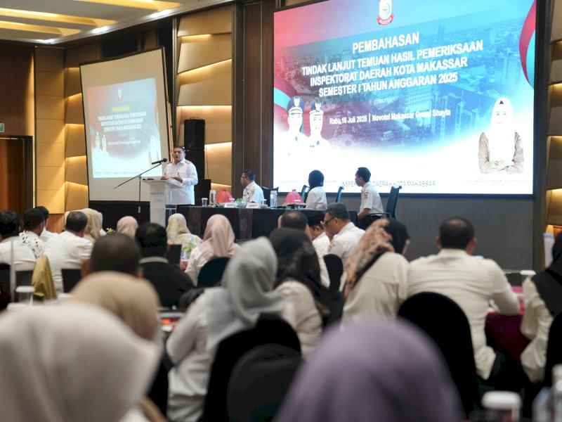 Wali Kota Makassar, Munafri Arifuddin, saat menghadiri pembahasan pemutakhiran data tindak lanjut temuan hasil pemeriksaan Inspektorat Daerah Kota Makassar Tahun 2025, di Novotel Grand Shayla Makassar, Rabu (16/7/2025). @Jejakfakta/dok. Humas Pemkot Makassar