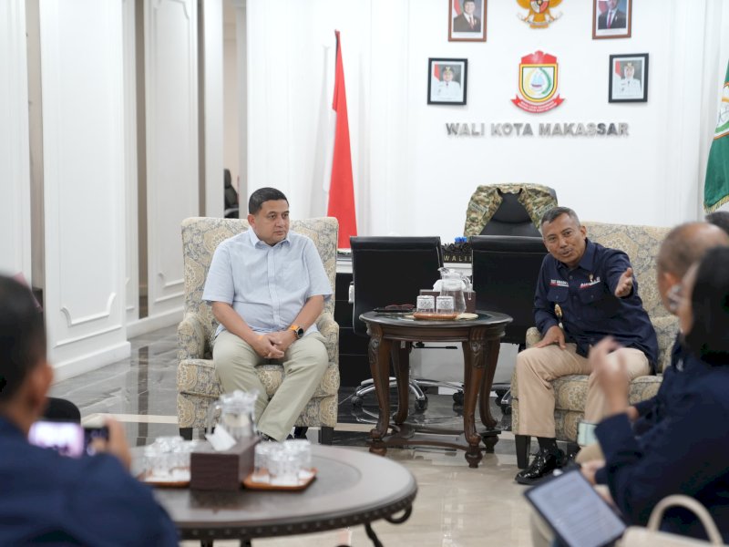 Wali Kota Makassar, Munafri Arifuddin, saat menerima kunjungan kerja tim Bakamla RI di Balai Kota Makassar, Jumat (18/7/2025). @Jejakfakta/dok. Humas Pemkot Makassar