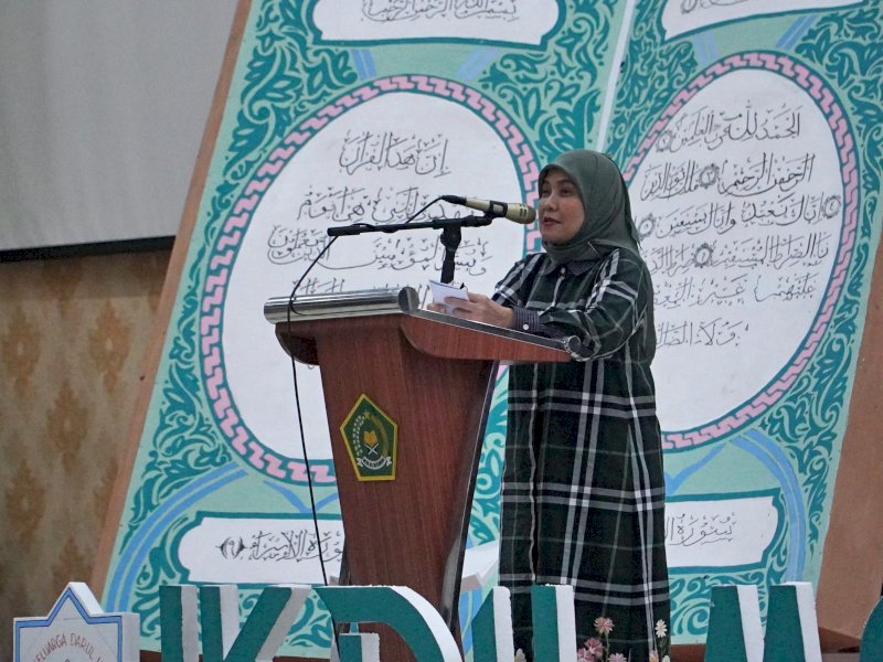 Wakil Wali Kota Makassar, Aliyah Mustika Ilham, saat memberikan sambutan dalam pembukaan MHQ II antar pondok pesantren se-Sulsel, di Asrama Haji Sudiang, Makassar, Jumat (18/7/2025). @Jejakfakta/dok. Humas Pemkot Makassar