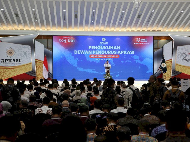 Bupati Gowa, Sitti Husniah Talenrang,  saat menghariri pengukugan pengurus Asosiasi Pemerintah Kabupaten Seluruh Indonesia (APKASI) masa bakti 2025&ndash;2030, di Puri Agung, Grand Sahid Jaya Hotel, Jakarta Pusat, pada Kamis (17/7/2025). @Jejakfakta/dok. Humas Pemkab Gowa