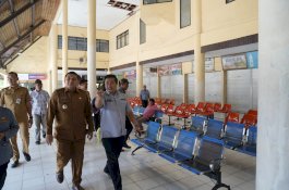 Wali Kota Makassar Sidak Terminal Daya, Dorong Penataan Menyeluruh dan Integrasi Transportasi