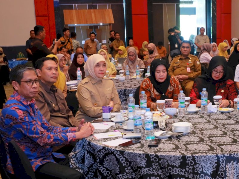Wakil Wali Kota Makassar, Aliyah Mustika Ilham, menghadiri Rakor Penyusunan Laporan TPPS Semester I Tahun 2025, di Dalton Hotel Makassar, Selasa (29/07/2025). @Jejakfakta/dok. Humas Pemkot Makassar