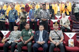 Wali Kota Makassar dan Mendikdasmen Hadiri Dies Natalis ke-64 UNM, Tegaskan Pentingnya Sinergi Pendidikan dan Pembangunan