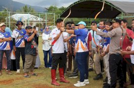 Bupati Irwan Resmi Buka Row Fest Sulsel & Bupati Cup I Luwu Timur 2025 dengan Tembakan Panah