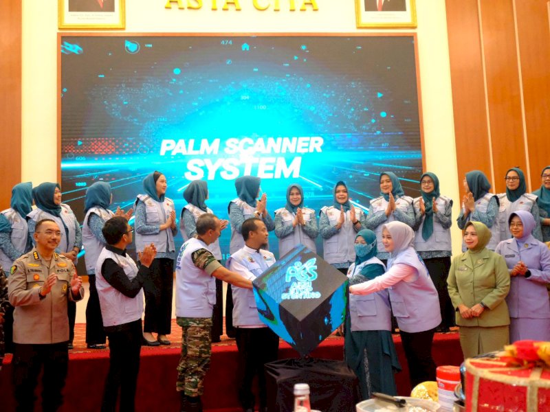 Bupati Gowa, Sitti Husniah Talenrang,  saat menghadiri peluncuran program  Aksi Stop Stunting (ASS)  di Baruga Asta Cita, Rumah Jabatan Gubernur Sulsel, Makassar, pada Jumat (25/7/2025). @Jejakfakta/dok. Humas Pemkab Gowa