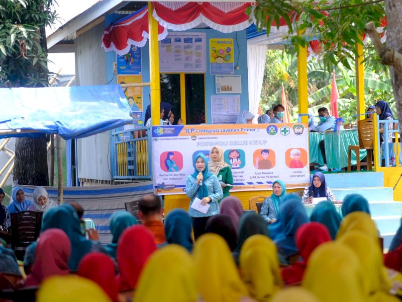 Ketua Tim Penggerak PKK Kabupaten Gowa, Andi Tenri Indah Darmawangsyah, saat menghadiri peresmian Posyandu Siklus Hidup di Desa Bontosunggu, Kecamatan Bontonompo Selatan, pada Sabtu (9/8/2025). @Jejakfakta/dok. Humas Pemkab Gowa