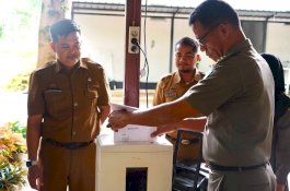 Satpol PP Luwu Timur Musnahkan 4.760 Arsip Inaktif Demi Efisiensi Pengelolaan