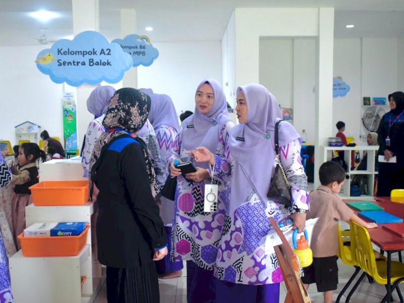Pokja Bunda PAUD Kota Makassar melakukan kunjungan studi tiru ke KB/TK Bosowa Bina Insani, Kota Bogor, Selasa (19/8/2025). @Jejakfakta/dok. Humas Pemkot Makassar