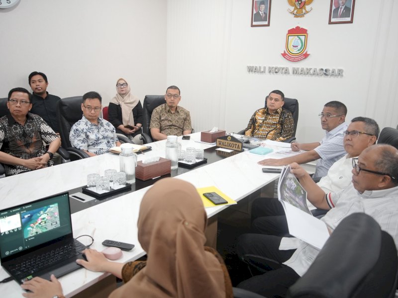 Pertemuan teknis antara Pemerintah Kota Makassar dan PT Tanamal Phinsi Properti di Balai Kota Makassar, Kamis (21/8/2025). @Jejakfakta/dok. Humas Pemkot Makassar