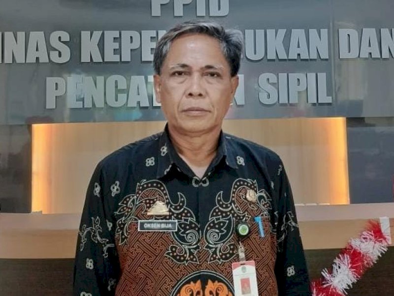 Kepala Dinas Kependudukan dan Pencatatan Sipil (Dukcapil) Kabupaten Luwu Timur, Oksen Bija. @Jejakfakta/dok. Istimewa