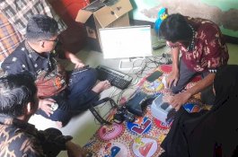 Dukcapil Lutim Jemput Bola, Layani Lansia dan Disabilitas di Desa Watangpanua