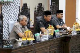 Sekda Lutim Hadiri Rapat Paripurna DPRD: Tegaskan Komitmen Jalankan APBD Perubahan Sesuai Harapan Rakyat