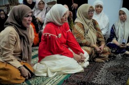 Aliyah Mustika Ilham Melayat ke Rumah Duka H. Mappaturung Parawansa di Gowa