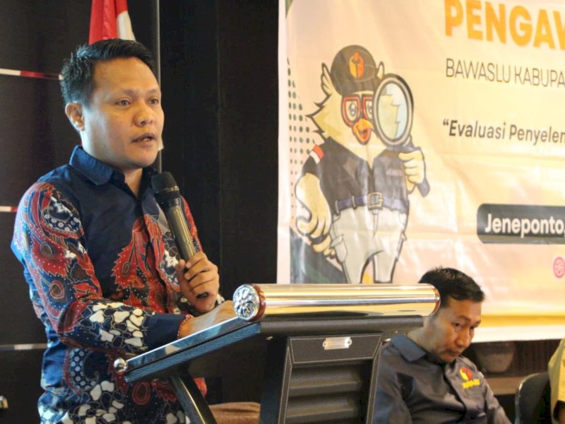 Tenaga Ahli Bawaslu Republik Indonesia, Dayanto, saat menghadiri kegiatan Penguatan Kelembagaan Pengawas Pemilu yang digelar oleh Bawaslu Kabupaten Jeneponto bersama Komisi II DPR RI di Valentine&rsquo;s Hotel Jeneponto, Senin (25/8/2025). @Jejakfakta/dok. Istimewa