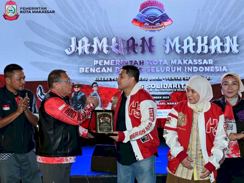 Sekretaris Jenderal HDCI, Husdi Karyono, saat disambut hangat Pemerintah Kota Makassar melalui jamuan makan malam di Anjungan Pantai Losari, Jumat malam (5/9/2025). @Jejakfakta/Istimewa