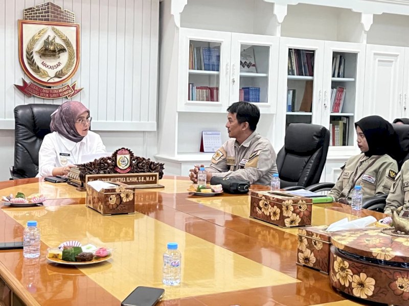 Wakil Wali Kota Makassar, Aliyah Mustika Ilham, saat menerima audiensi LCM Rajawali di Ruang kerjanya di Balaikot Makassar, Jumat (12/9/2025). @Jejakfakta/dok. Humas Pemkot Makassar