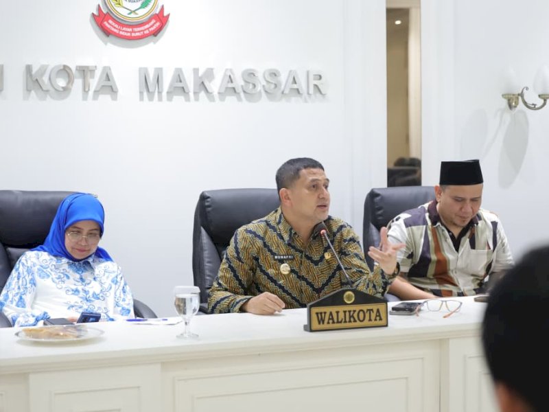 Wali Kota Makassar, Munafri Arifuddin, saat memimpin Rapat Koordinasi Urban Farming di Kantor Balai Kota Makassar, Kamis (18/9/2025). @Jejakfakta/dok. Humas Pemkot Makassar