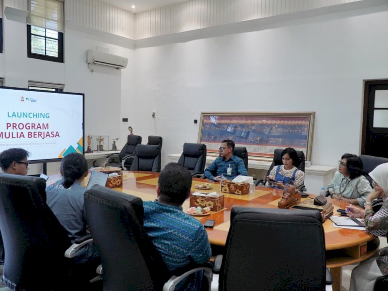 Wakil Wali Kota Makassar, Aliyah Mustika Ilham, menerima audiensi BPJS Ketenagakerjaan bersama Dinas Ketenagakerjaan Kota Makassar di Ruang Wakil Wali Kota, Balai Kota Makassar, Kamis (18/9/2025). @Jejakfakta/dok. Humas Pemkot Makassar