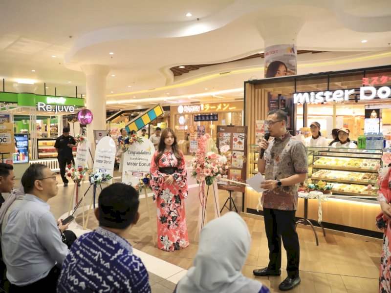Jaringan waralaba makanan internasional, Mister Donut, resmi membuka gerai ke-23 di Indonesia, di Trans Studio Mall (TSM) Makassar, Kamis (18/9/2025). @Jejakfakta/dok. Humas Pemkot Makassar 