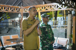 Camat Makassar dan Danramil Pimpin Apel serta Patroli Gabungan Jaga Kamtibmas